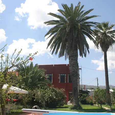 Oasis Guesthouse-2